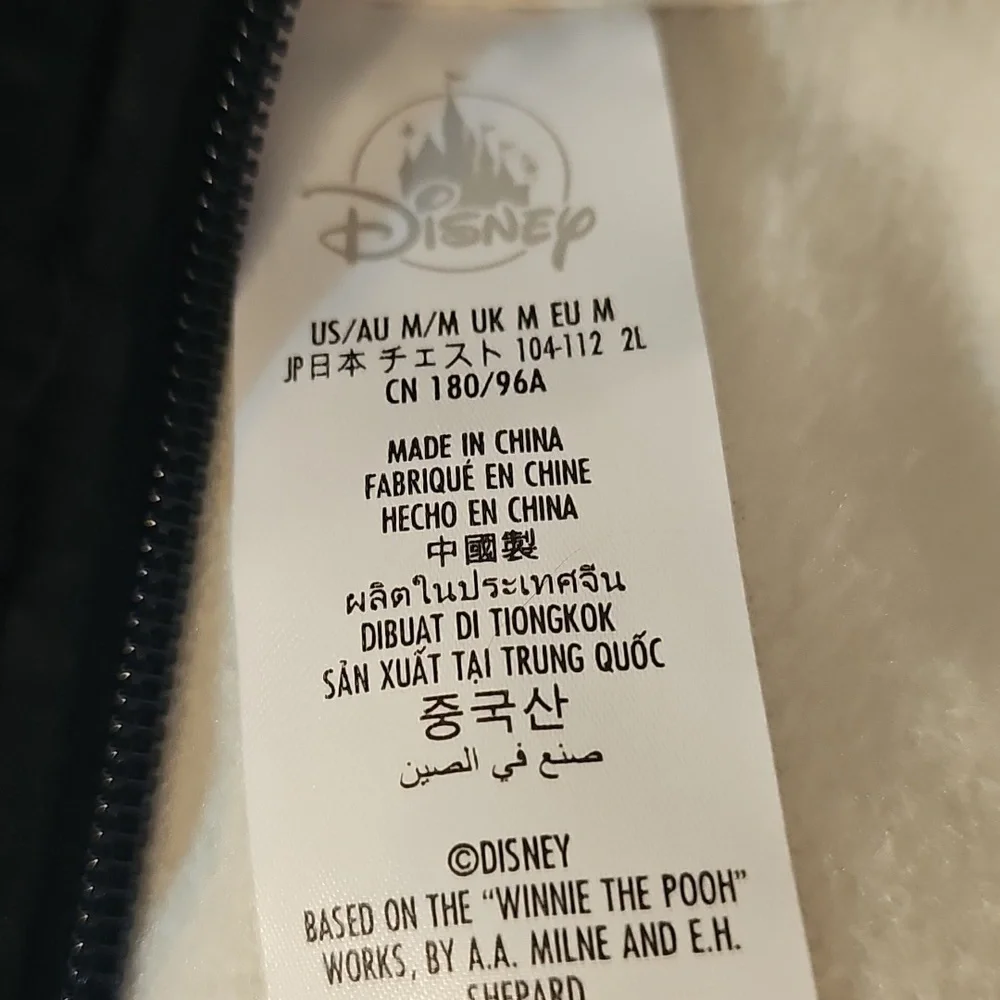 Disney Pooh Jacket NWT Size M - Picture 2 of 4